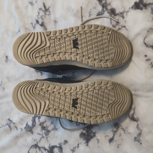 Supra kids US size 6 gray high top sneakers - Picture 8 of 8